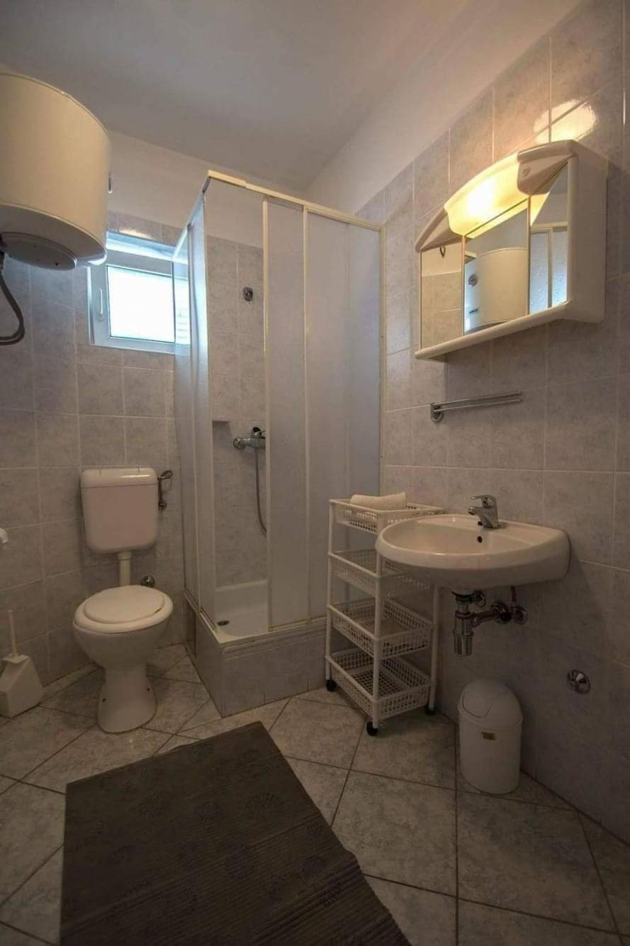 Apartment Pemper Novi Vinodolski Kamer foto
